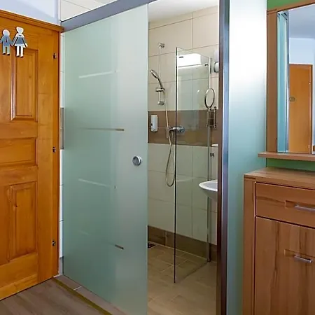 Haus Salzburgblick Bed & Breakfast