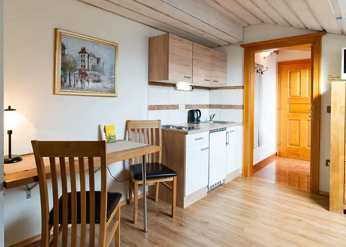 Haus Salzburgblick 3*