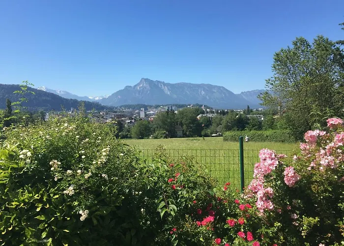 Bed & Breakfast Haus Salzburgblick Salzburg