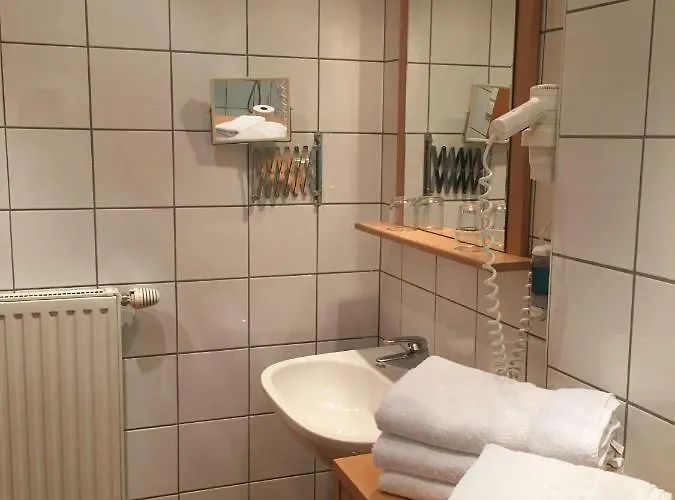 Haus Salzburgblick Bed & Breakfast 3*