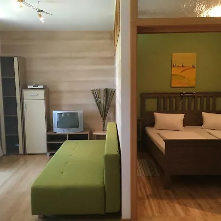 Haus Salzburgblick Bed & Breakfast Solnohrad